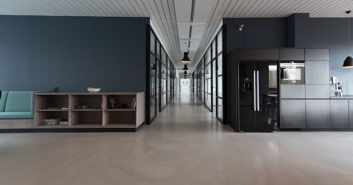 Commercial office leasing automation platform dashboard