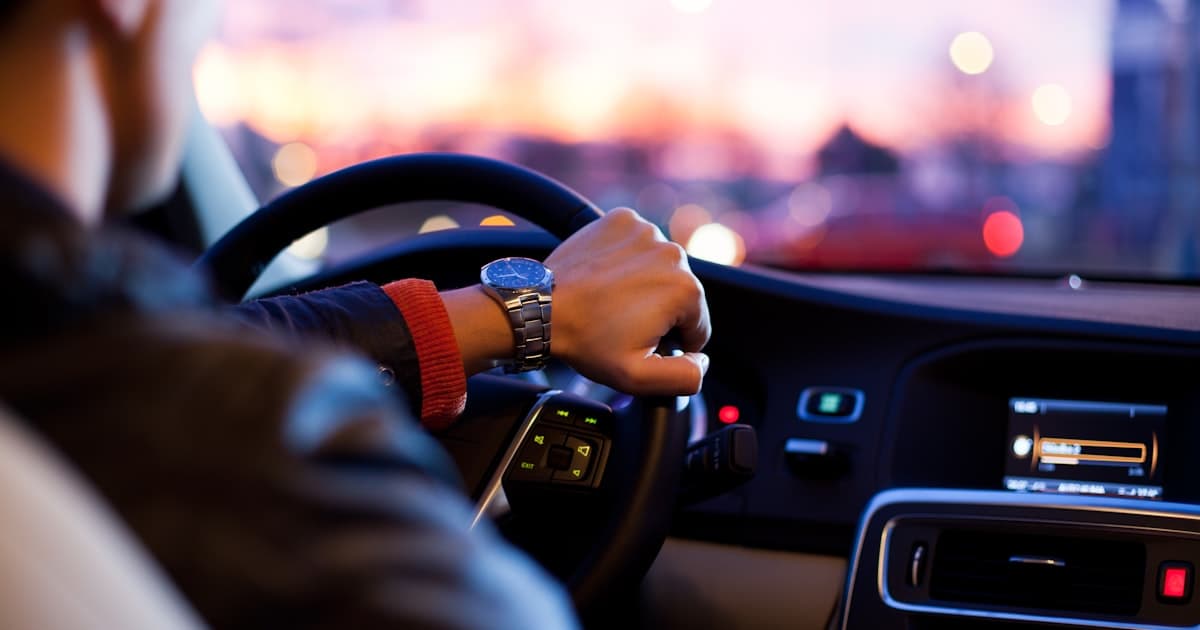 Vehicle rental management dashboard for fleet operations